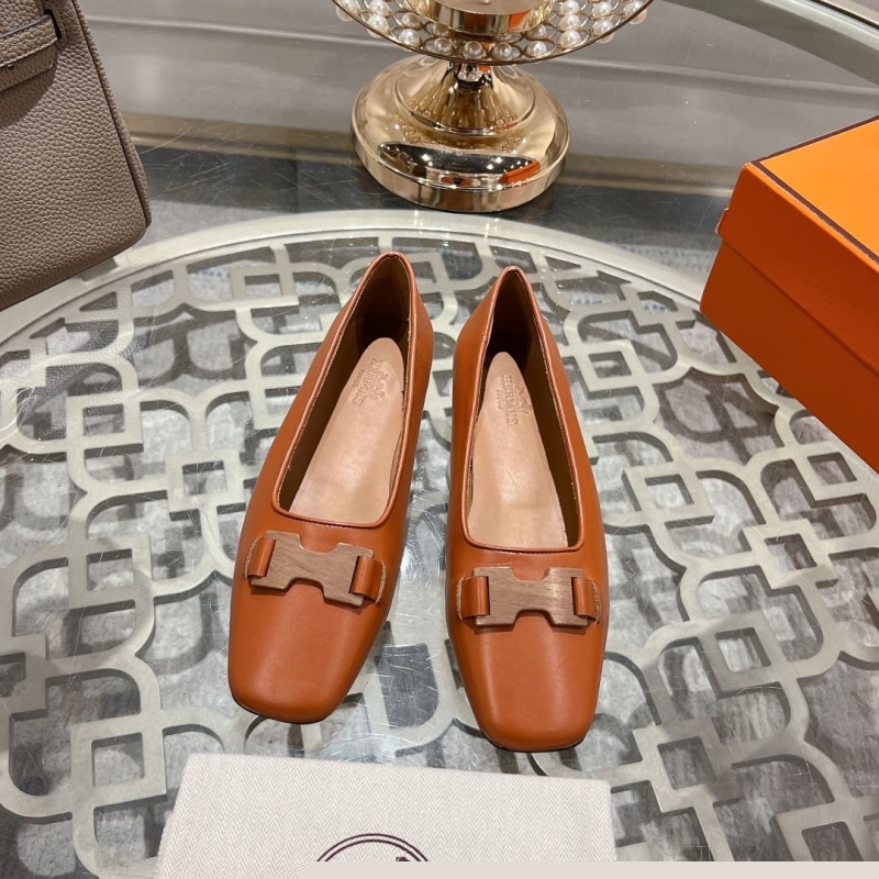 H**mes leather shoes